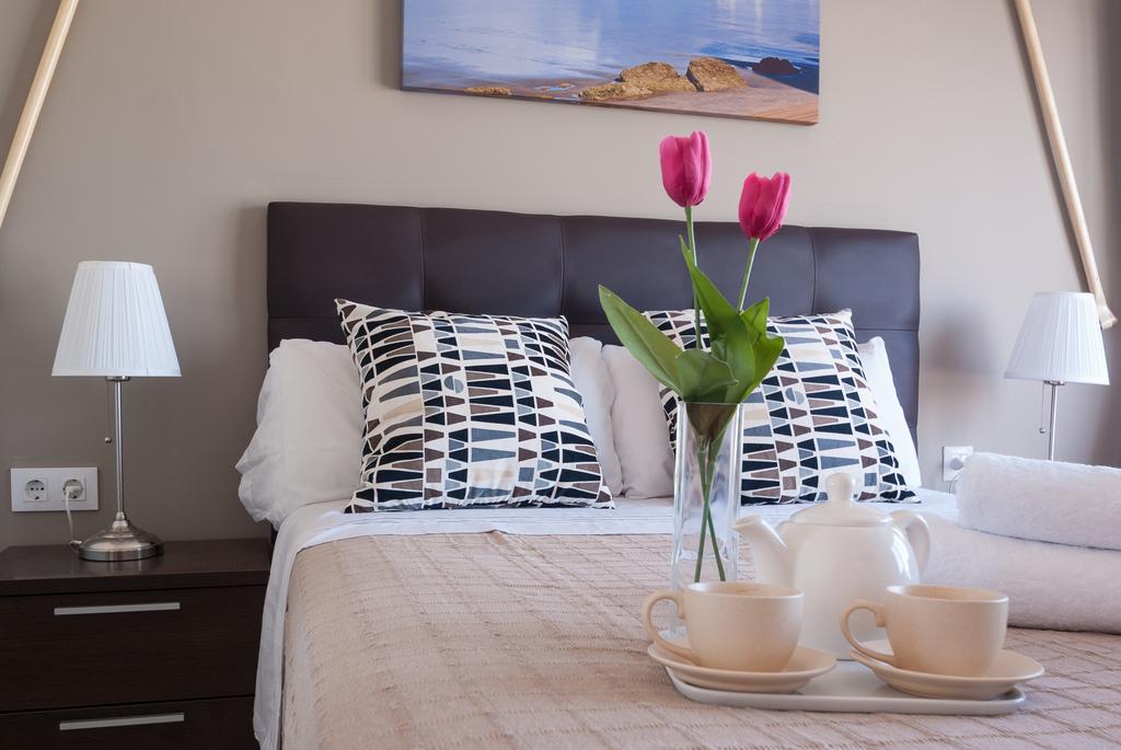 Apartment Altavista Кадис Екстериор снимка